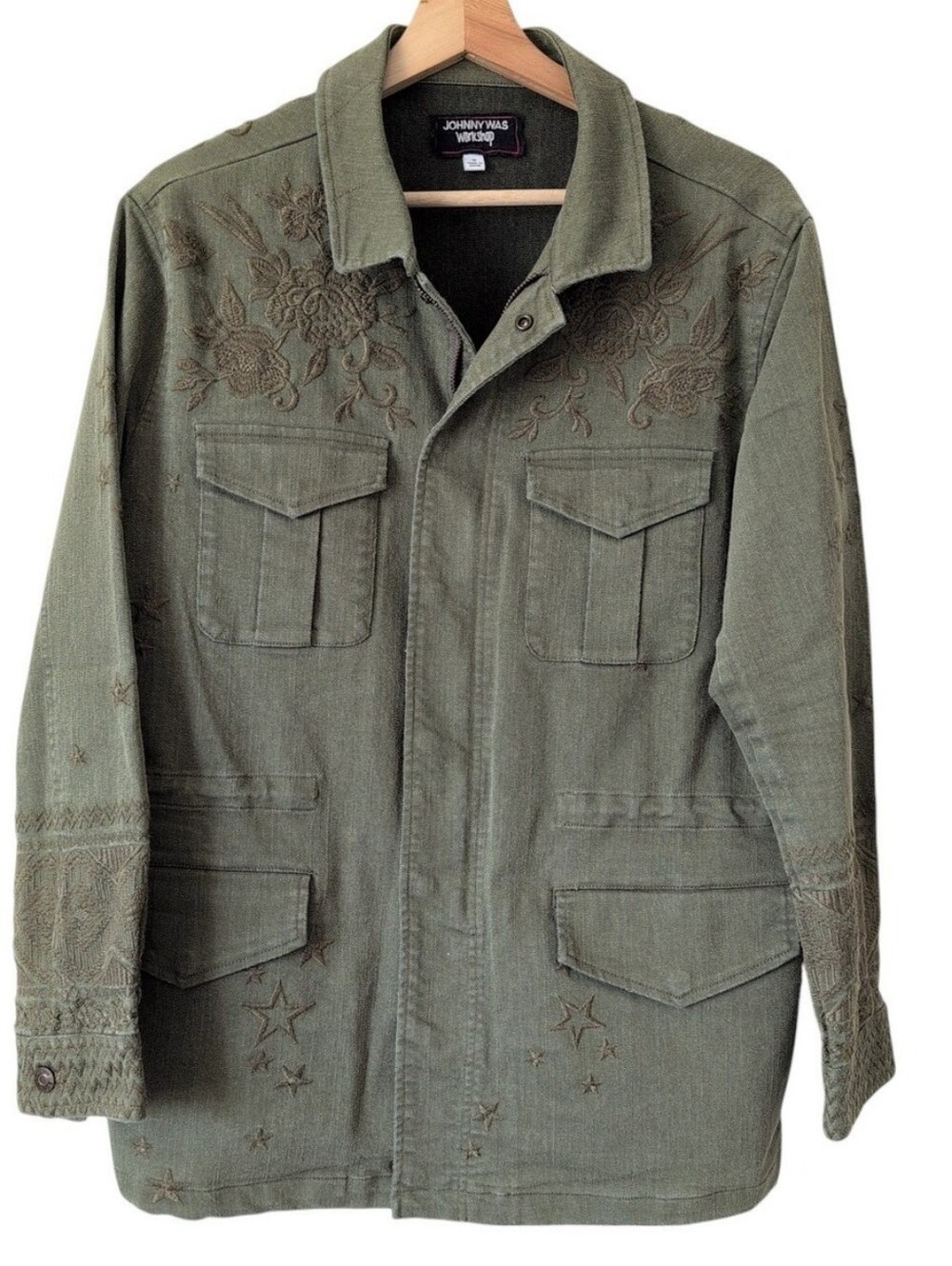 Johnny Was Zhenya Olive Green Embroidered Star Utility Jacket Size Small